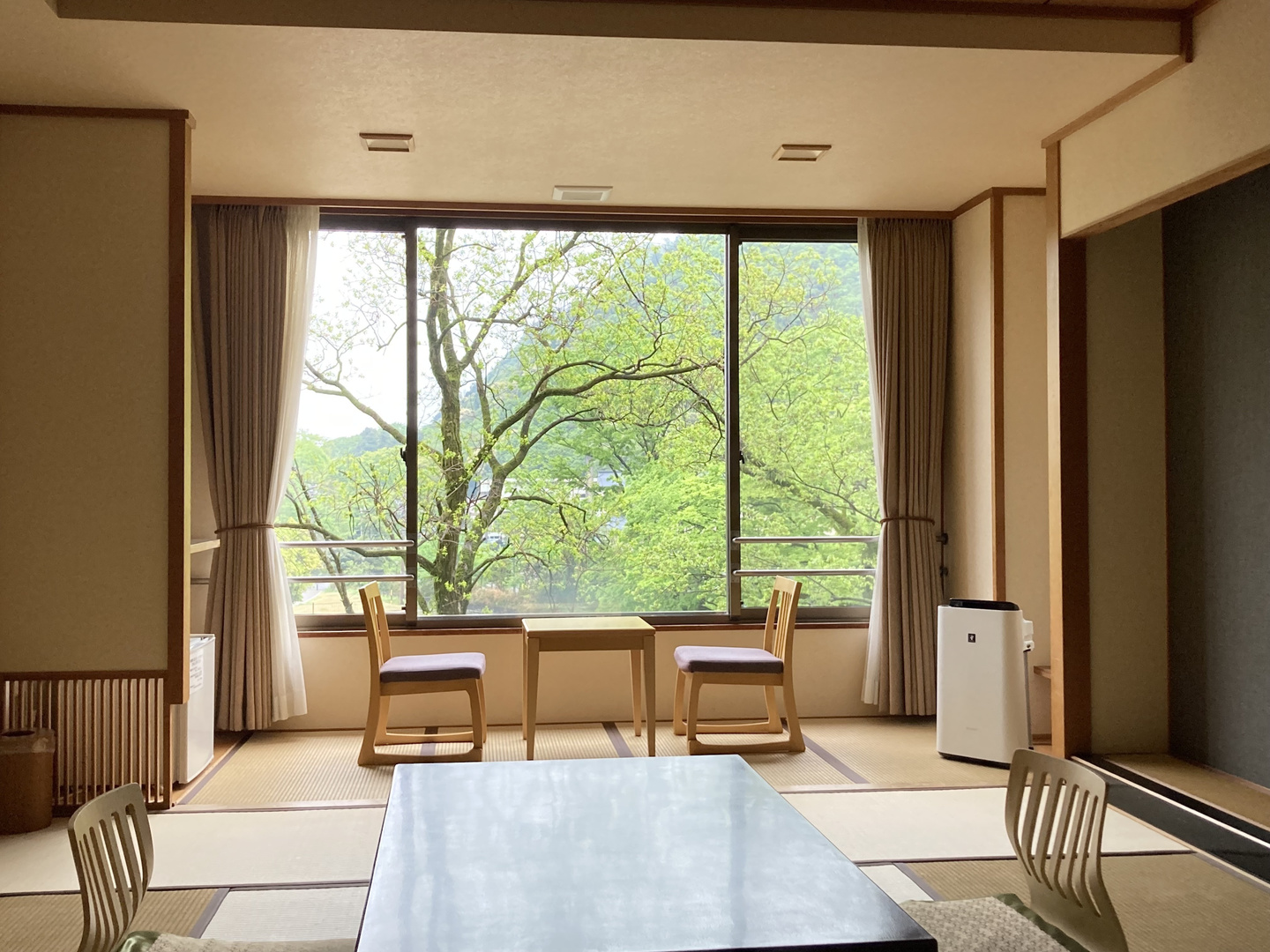 山の景色（秋）